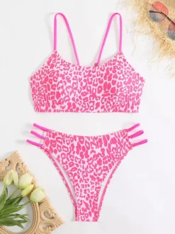 Ensemble bikini imprimé léopard pour femme - Maillot de bain 2 pièces à fines bretelles fluo décolleté rond et bas échancré sur les côtés - Collection été 2026
