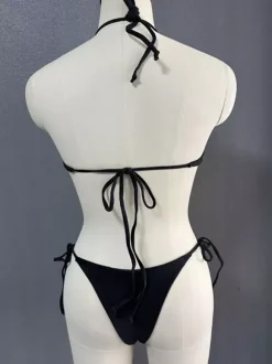 Ensemble bikini noir classique pour femme - Haut triangle dos nu à anneaux et bas échancré à nouer sur les côtés - Vacances d'été à la plage 2026