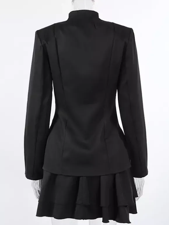 Ensemble blazer et jupe d'inspiration militaire pour femme tenue chic deux pièces - Noir vintage col montant coupe ajustée - Tenue de soirée printemps 2026