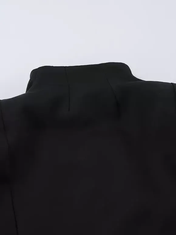 Ensemble blazer et jupe d'inspiration militaire pour femme tenue chic deux pièces - Noir vintage col montant coupe ajustée - Tenue de soirée printemps 2026