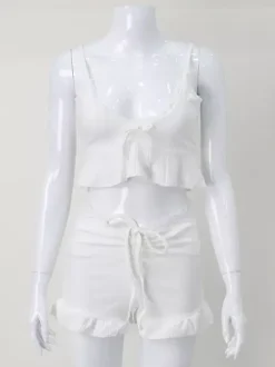 Ensemble Coquette 2 pièces à bordure en dentelle blanche pour femme - Débardeur short - Tenue décontractée d'été pour la plage 2026