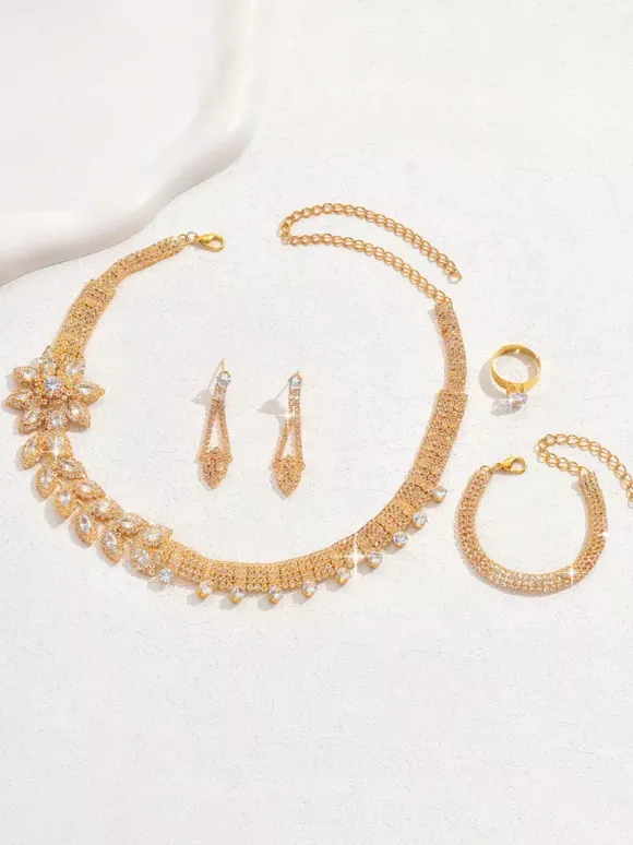 Ensemble de bijoux de mariage tendance en métal percé avec diamants attrayants