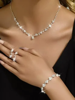 Ensemble de bijoux de mariage tendance avec beau diamant en métal