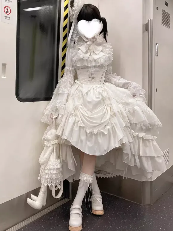 Ensemble de robes gothiques lolita noires à lacets manches longues et volants