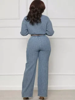 Ensemble deux pièces en denim texturé pour femme - Chemise bleue courte décontractée à cordon de serrage et pantalon large - Collection streetwear printemps 2026
