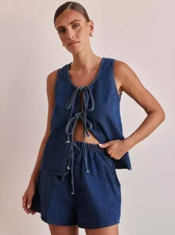 Ensemble deux pièces en denim pour femme - Haut sans manches bleu décontracté à nouer sur le devant et short assorti - Tenues streetwear d'été 2026