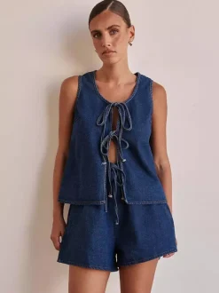Ensemble deux pièces en denim pour femme - Haut sans manches bleu décontracté à nouer sur le devant et short assorti - Tenues streetwear d'été 2026