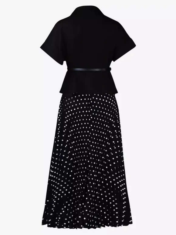 Ensemble deux pièces noir à pois style streetwear décontracté jupe à manches courtes et col rabattu