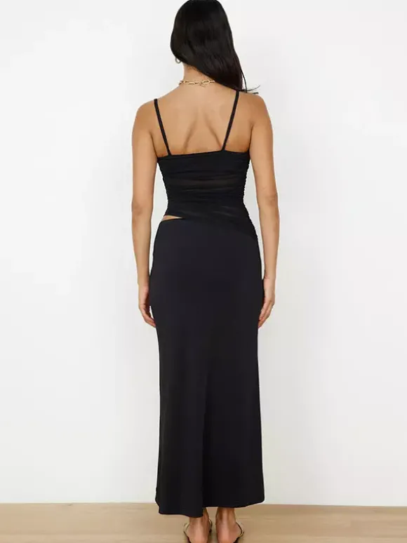 Ensemble deux pièces noir streetwear décontracté haut sans manches plissé à bretelles et col montant.