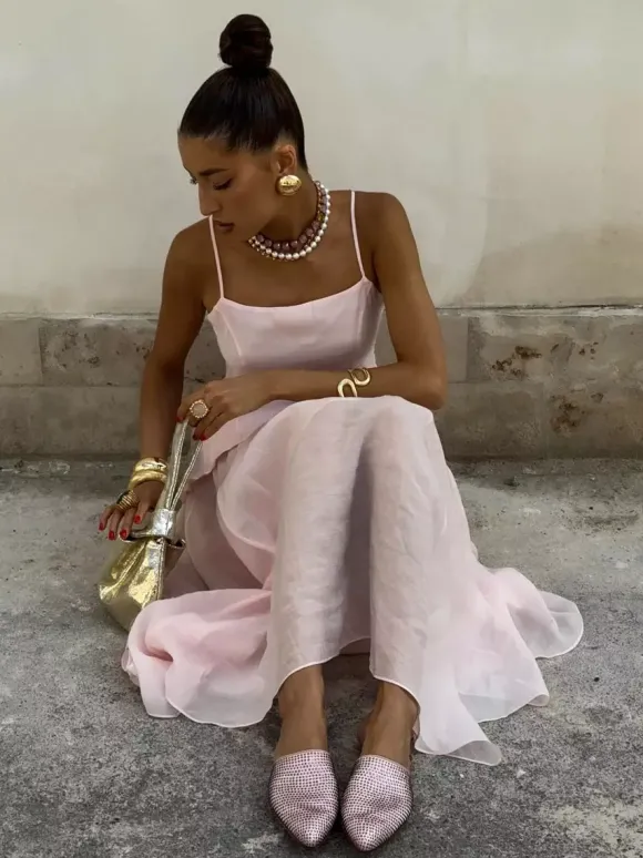 Ensemble deux pièces rose chic quotidien en velours à bretelles sans manches dos nu haut et jupe d'été.