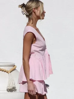 Ensemble deux pièces rose à col V et manches courtes haut et pantalon ensemble d'été