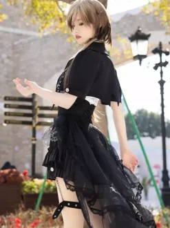 Ensemble gothique Ouji Lolita 3 pièces chemise blanche sans manches veste sur mesure et pantalon court costume de style victorien britannique