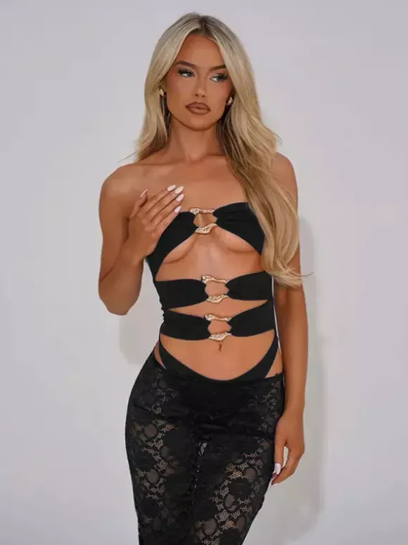 Ensemble maillot de bain noir sexy en dentelle sans bretelles dos nu jupe longue et soutien-gorge.