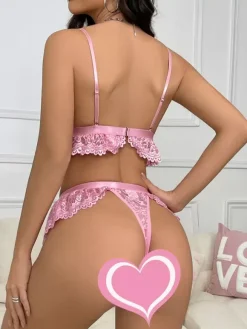 Ensemble Soutien-Gorge Culotte 2 Pièces En Dentelle Volant Rose Chic