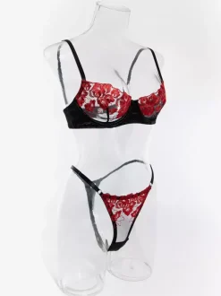 Ensemble soutien-gorge et culotte deux pièces en dentelle noire à volants