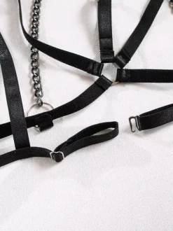 Ensemble soutien-gorge et culotte 3 pièces à volants noirs à lacets