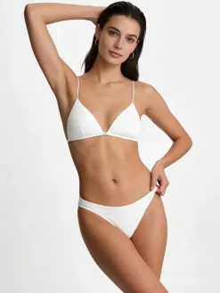 Ensemble soutien-gorge et culotte bordeaux découpés deux pièces