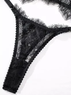 Ensemble soutien-gorge et culotte deux pièces en dentelle noire à volants