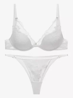Ensemble soutien-gorge et culotte deux pièces bordeaux Pearls Lingerie avec bordure contrastée