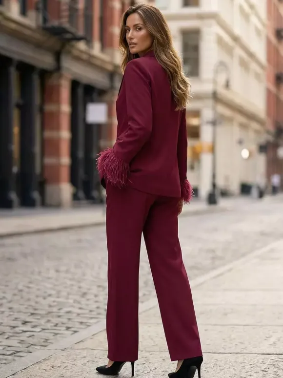 Ensemble tailleur 2 pièces à poignets en plumes pour femme - Blazer rouge élégant et pantalon droit assortis - Tenue de soirée professionnelle printanière 2026