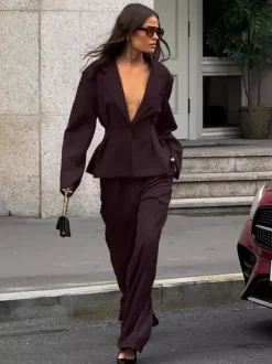 Ensemble blazer péplum marron foncé pour femme - Pantalon large à taille plissée et coupe slim - Tenue de bureau printemps 2026