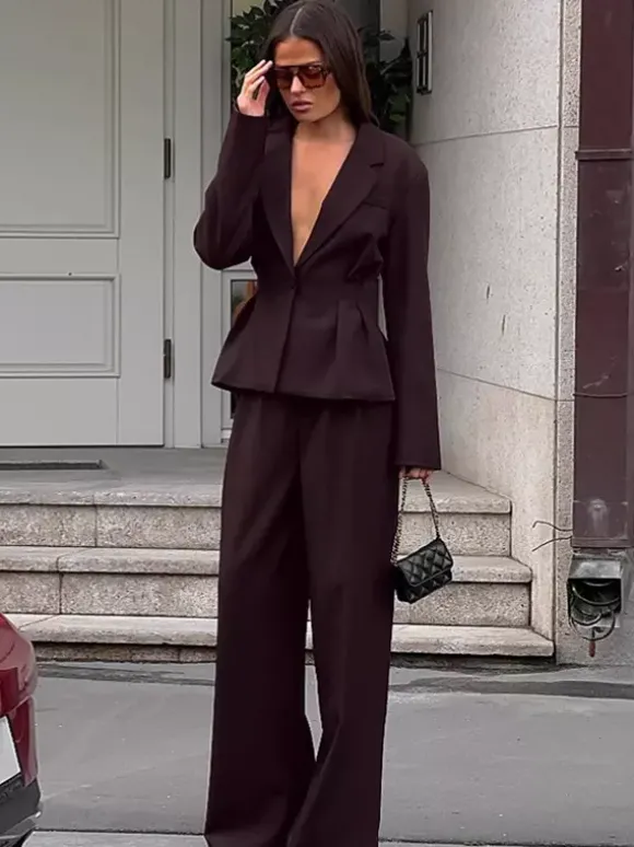 Ensemble blazer péplum marron foncé pour femme - Pantalon large à taille plissée et coupe slim - Tenue de bureau printemps 2026