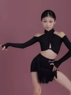 Ensemble de costumes de danse latine pour fille : jupe à franges en polyester noir haut à manches longues.