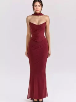 Ensemble de fête 3 pièces pour femme composé d'un corset sans bretelles d'une jupe longue en maille et d'un foulard. 2026