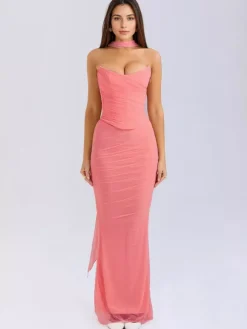 Ensemble de fête 3 pièces pour femme composé d'un corset sans bretelles d'une jupe longue en maille et d'un foulard. 2026