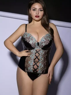 Ensemble de lingerie corset en dentelle et cuir verni grande taille résille transparente avec croisillons