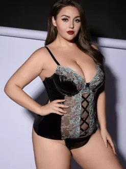 Ensemble de lingerie corset en dentelle et cuir verni grande taille résille transparente avec croisillons