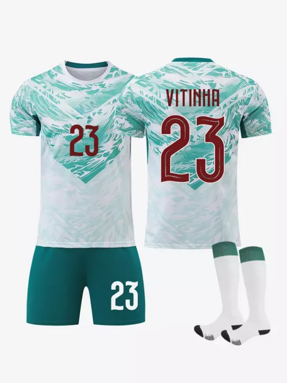 Ensemble de 3 maillots extérieurs de l'équipe nationale 2026 : Ronaldo n° 7 et B. Fernandes n° 8