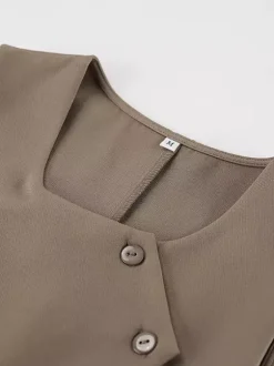 Ensemble deux pièces d'été pour femme haut asymétrique et pantalon droit 2026