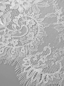 Ensemble deux pièces femme : haut bustier et jupe longue en dentelle - Coupe élégante et ajustée - Dentelle florale - Tenue de soirée estivale 2026