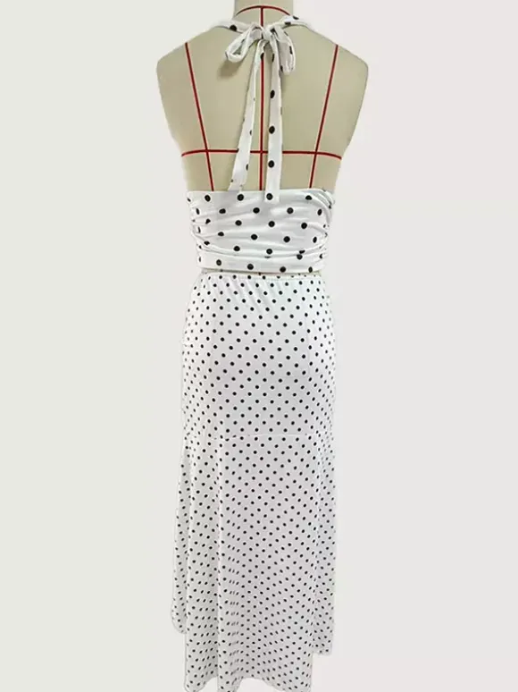 Ensemble deux pièces à pois pour femme - Haut blanc dos nu à col bénitier et jupe longue asymétrique à volants - Vacances d'été à la plage 2026