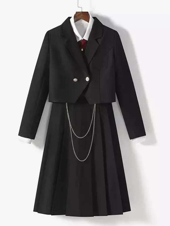 Ensemble Lolita JK d'uniforme scolaire japonais composé d'un manteau d'une chemise et d'une jupe à manches longues avec chaînes noires.