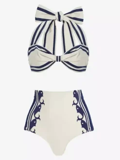 Ensemble maillot de bain deux tons blanc élégant à lacets et dos nu.