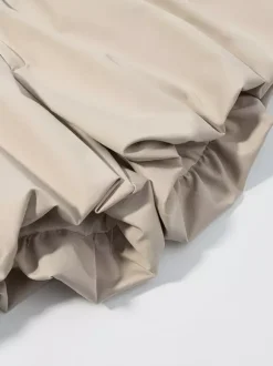 Ensemble 2 pièces : pantalon blanc plissé en polyester col rabattu manches longues.