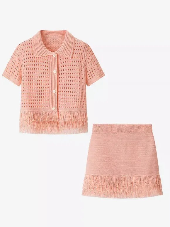 Ensemble 2 pièces pour femme : jupe blanche élégante à franges et revers manches longues.