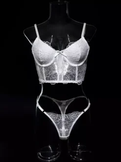 Ensembles 2 pièces de lingerie de mariée : soutien-gorge et culotte blancs en dentelle à volants