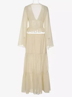 Ensembles deux pièces : jupe robe maxi couleur abricot tenue de villégiature boutons col en V manches longues.