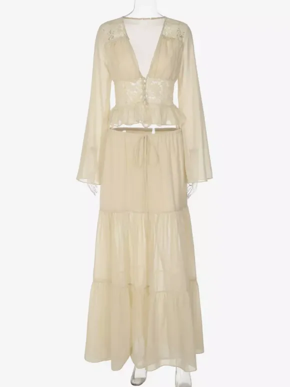 Ensembles deux pièces : jupe robe maxi couleur abricot tenue de villégiature boutons col en V manches longues.
