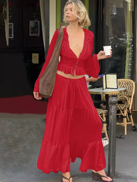 Ensembles deux pièces : jupe robe maxi couleur abricot tenue de villégiature boutons col en V manches longues.