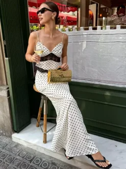 Ensembles deux pièces blancs décontractés à pois en dentelle bretelles col sans manches ensembles d'été