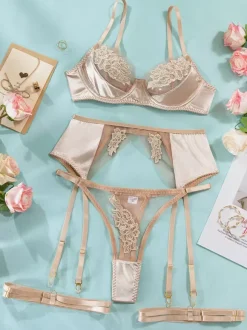 Ensemble soutien-gorge et culotte 4 pièces en résille rose pâle à imprimé floral