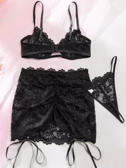 Ensemble soutien-gorge et culotte 3 pièces noir à lacets et imprimé floral transparent