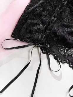 Ensemble soutien-gorge et culotte 3 pièces noir à lacets et imprimé floral transparent