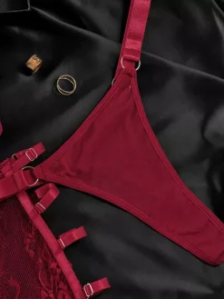 Ensemble soutien-gorge et culotte 3 pièces bordeaux à lacets et imprimé floral transparent