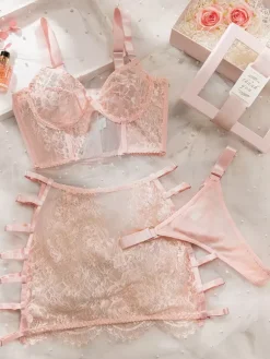 Ensemble soutien-gorge et culotte 3 pièces bordeaux à lacets et imprimé floral transparent