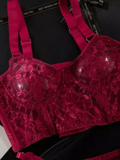 Ensemble soutien-gorge et culotte 3 pièces bordeaux à lacets et imprimé floral transparent